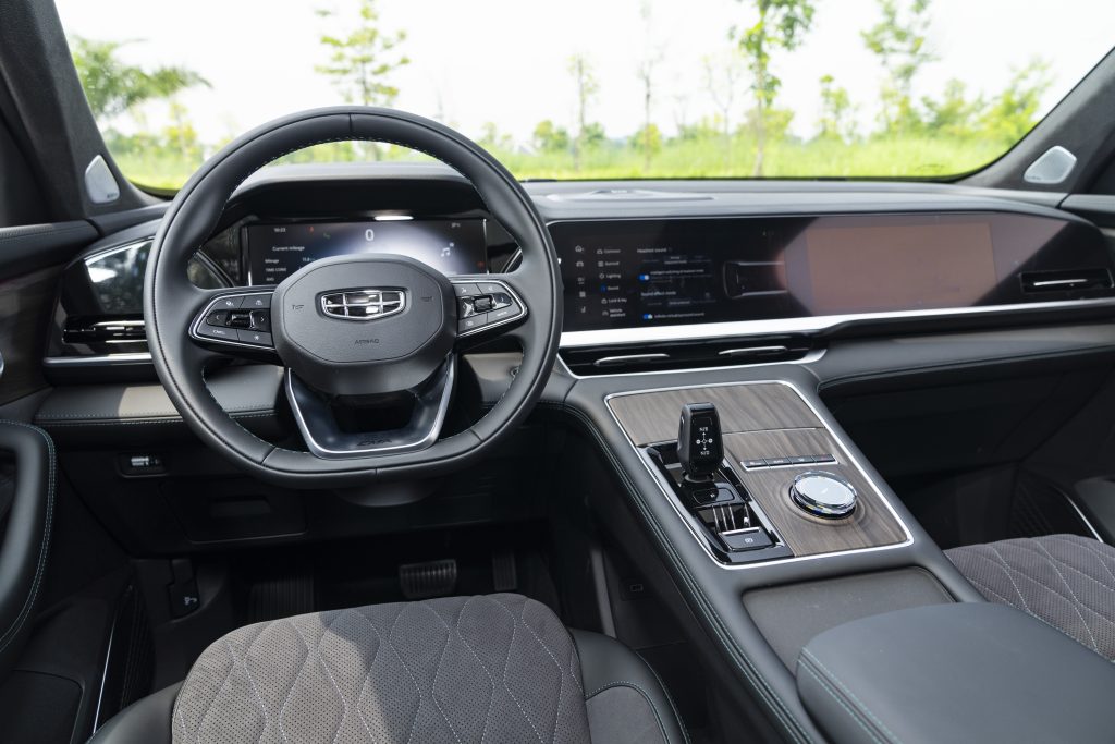 Geely Monjaro - trải nghiệm lái vượt mong đợi